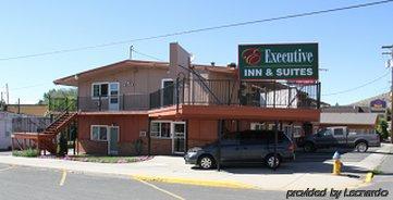 Executive Inn & Suites Lakeview Exteriör bild